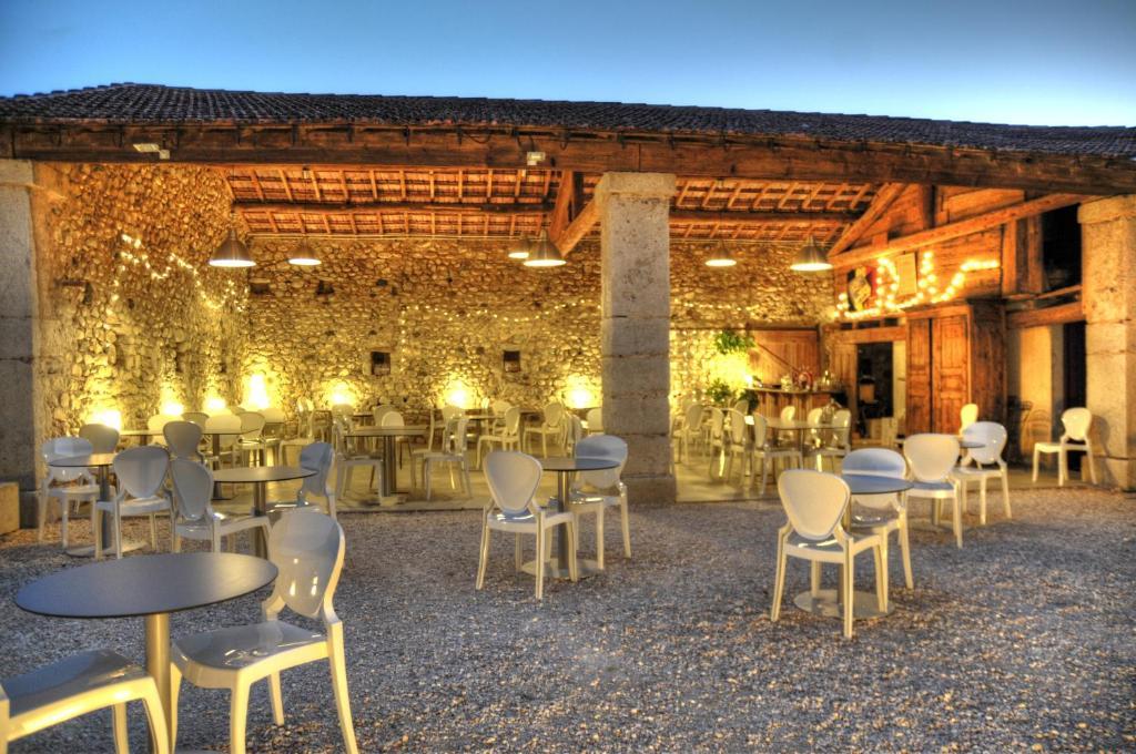 Gites Du Domaine Des Dames فالون بون دارْك الغرفة الصورة