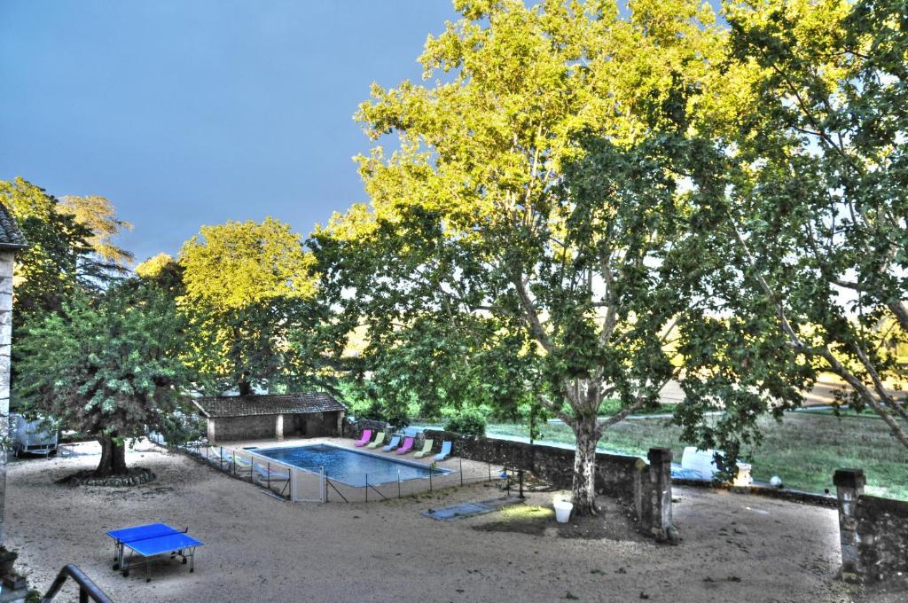Gites Du Domaine Des Dames فالون بون دارْك الغرفة الصورة